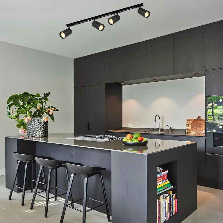 Трековый однофазный светильник Crystal Lux CLT 0.31 018 BL в Нижнем Новгороде