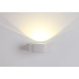 Уличный настенный светодиодный светильник Crystal Lux CLT 025W WH