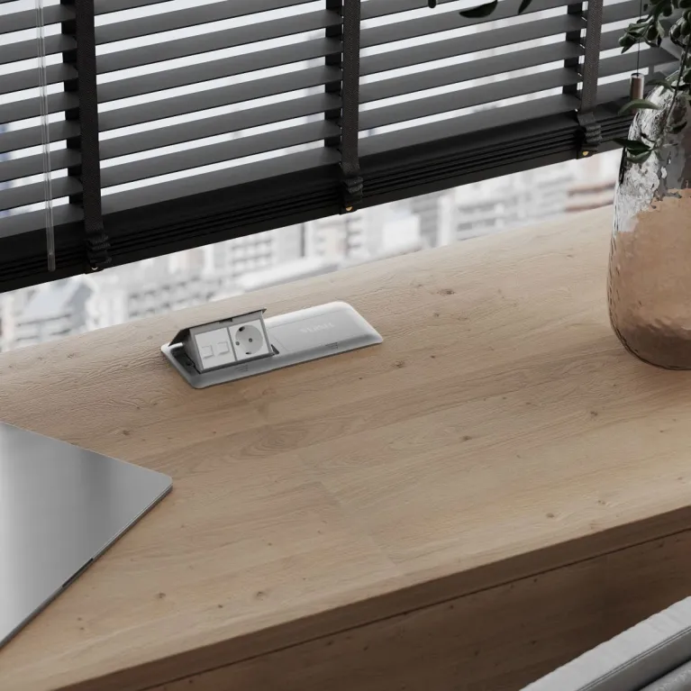 Выдвижной блок (Лючок для пола) Werkel Slot 8 модулей 4690389211737 W8078065 a069367 в Нижнем Новгороде