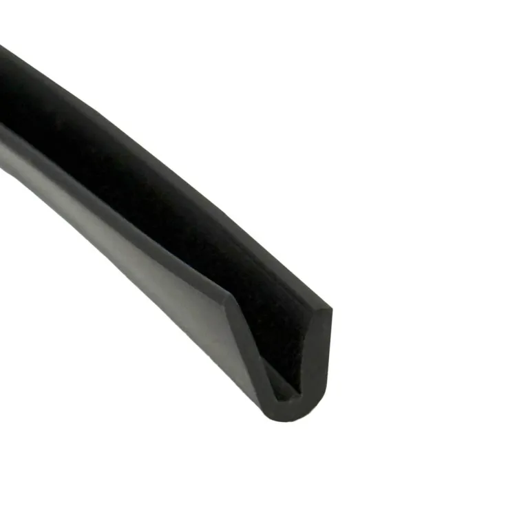 Гарпун для встраиваемого шинопровода в натяжной ПВХ потолок Crystal Lux Space 220 CLT 0.235 07 BL в Нижнем Новгороде