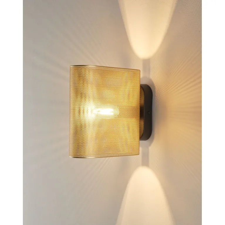 Настенный светильник Moderli Metalicana V11808-1W в Нижнем Новгороде