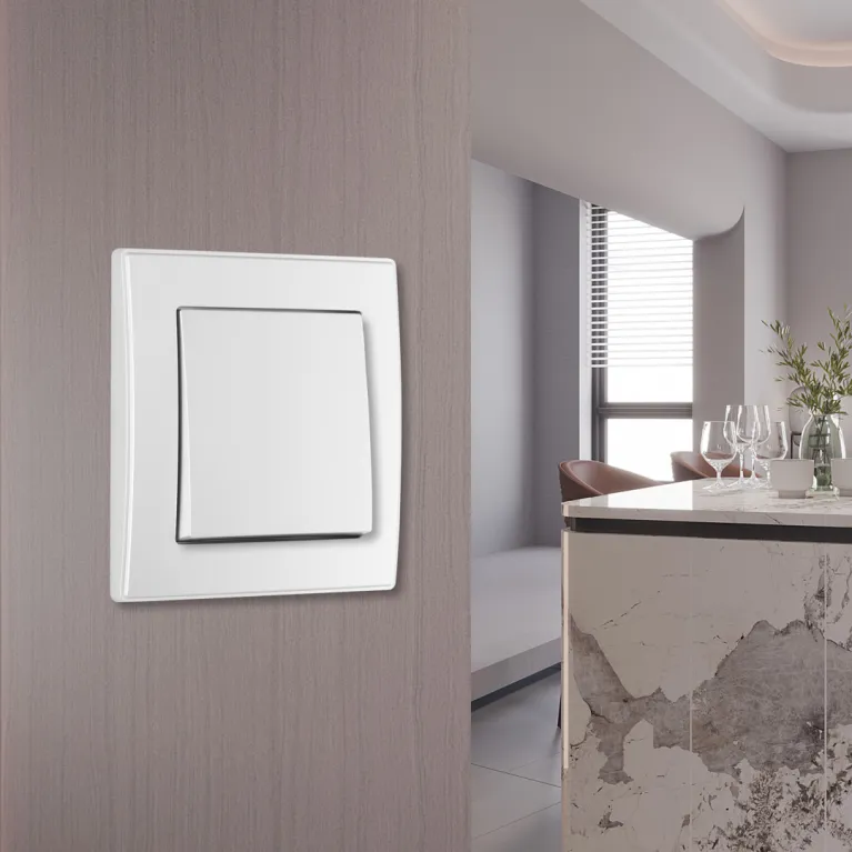 Выключатель одноклавишный Arte Milano SET06-1-30-1 white в Нижнем Новгороде