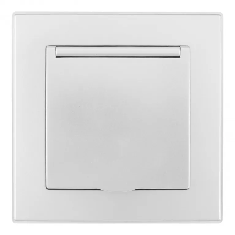 Комплект розетки с/з и шторками, защитной крышкой и рамкой Arte Milano SET06-1-41-1 silver в Нижнем Новгороде