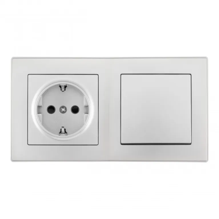 Выключатель одноклавишный с розеткой Arte Milano SET06-2-30-1-40-1 silver в Нижнем Новгороде