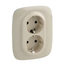Розетка двойная Legrand Valena Allure 16A 250V с/з со шторками безвинт. зажим слоновая кость 753826