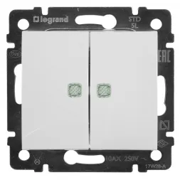 Переключатель двухклавишный на 2 направления Legrand Valena 10A 250V с подсветкой белый 774212