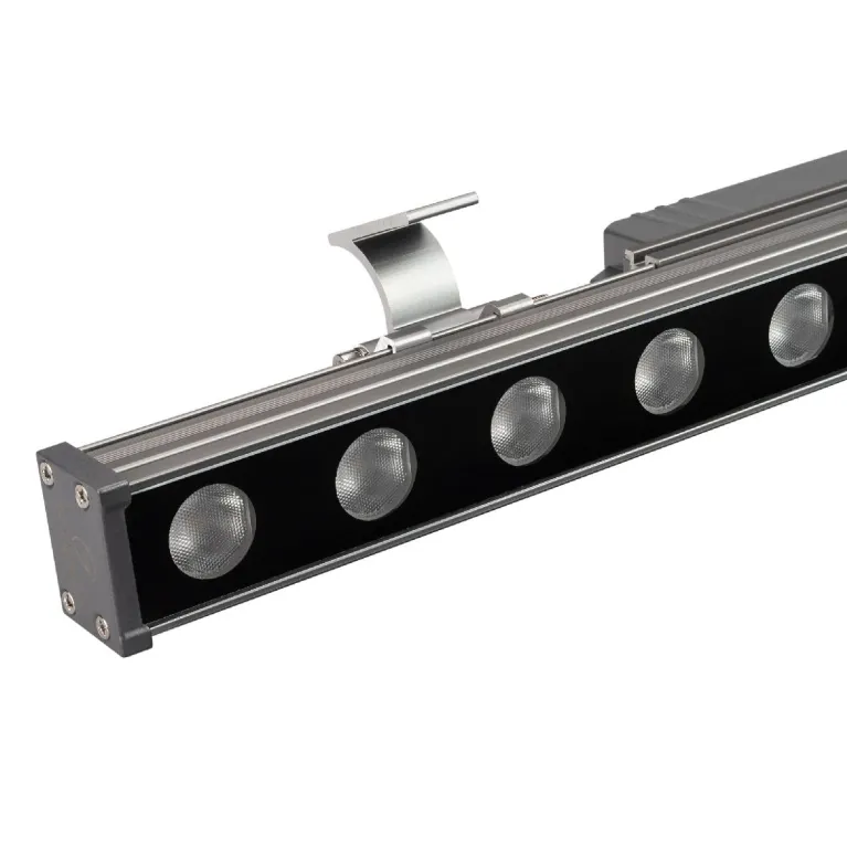 Линейный прожектор Arlight AR-LINE-760-18W Day4000 045369 в Нижнем Новгороде