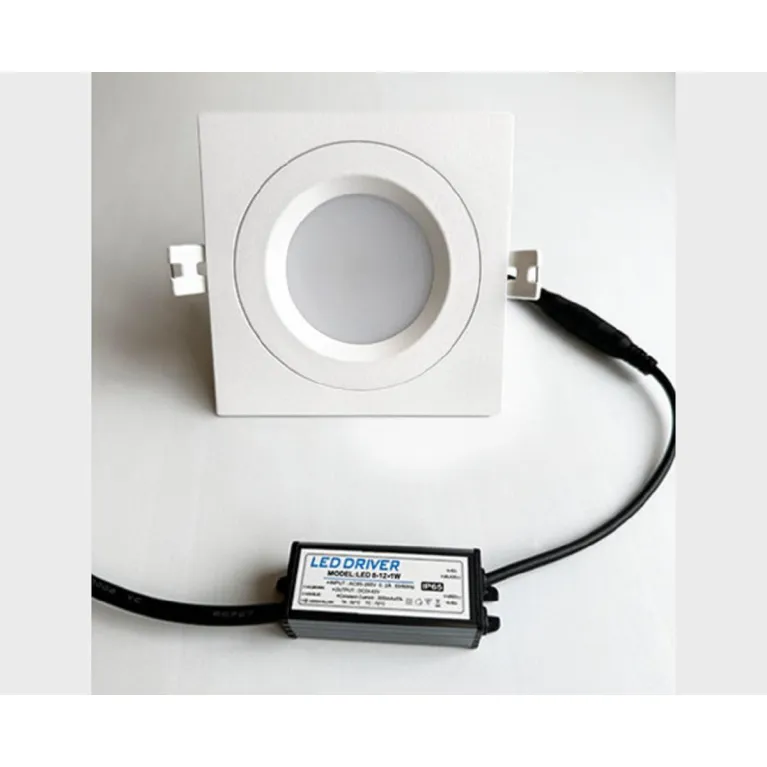 Встраиваемый светодиодный светильник Italline IT08-8018 white 4000K в Нижнем Новгороде