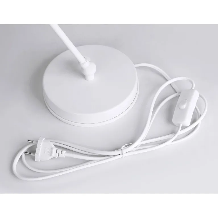 Настольная лампа Ambrella light Traditional TR8152 в Нижнем Новгороде