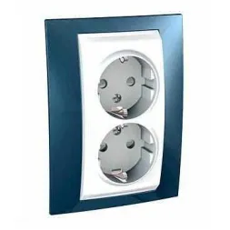 Розетка двойная Schneider Electric Unica с/з со шторками 10A 250V MGU63.067.854