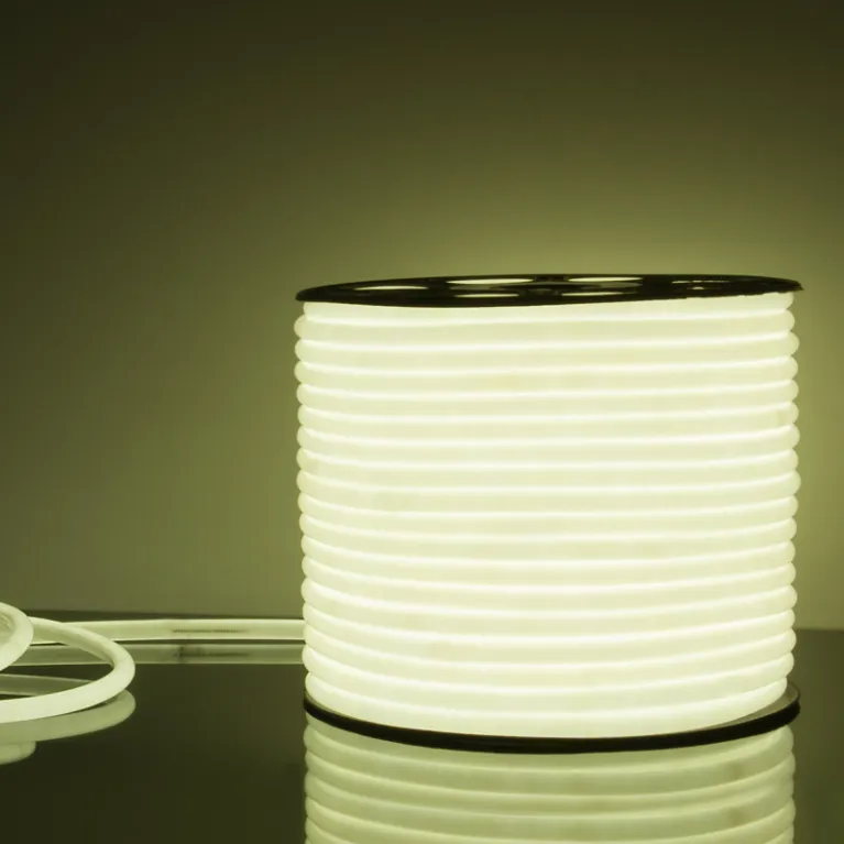 Светодиодный Светодиодные ленты Elektrostandard 220V 9,6W 144Led 2835 IP67 круглый холодный белый, 5 в Нижнем Новгороде