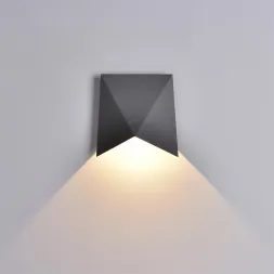 Уличный настенный светодиодный светильник Mantra Triax 6525