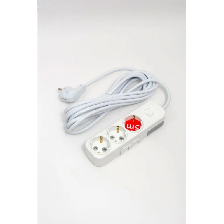 Удлинитель с/з 3вх с защитными шторками с включателем ELBI Myra 527-010205-322 в Нижнем Новгороде