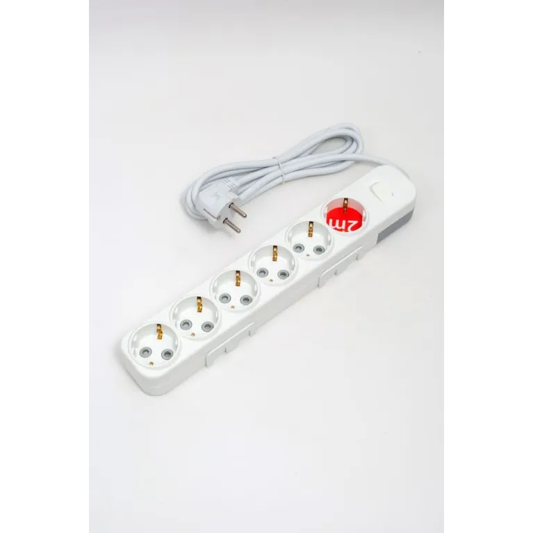 Удлинитель с/з 6вх с защитными шторками с включателем ELBI Myra 527-010202-612 в Нижнем Новгороде