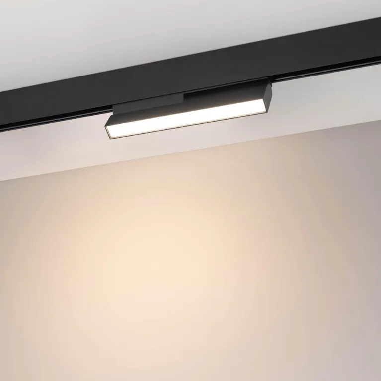 Трековый светодиодный светильник для магнитного шинопровода Arlight MAG-ORIENT-FLAT-FOLD-S230-12W Wa в Нижнем Новгороде