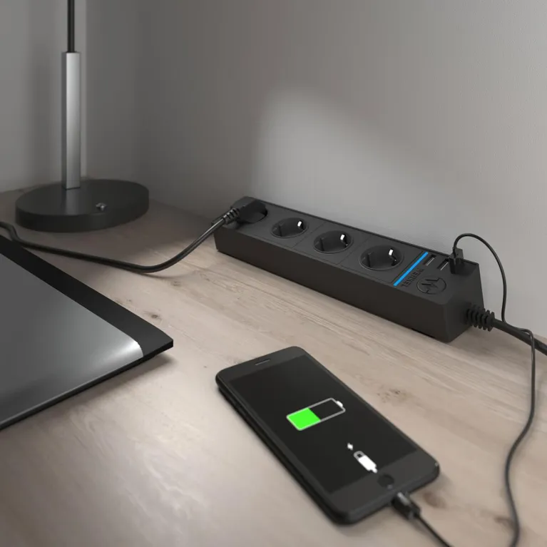 Розеточный блок 4гн 3USB х 1,7м с/з Werkel WL20-04-03 4690389128400 в Нижнем Новгороде