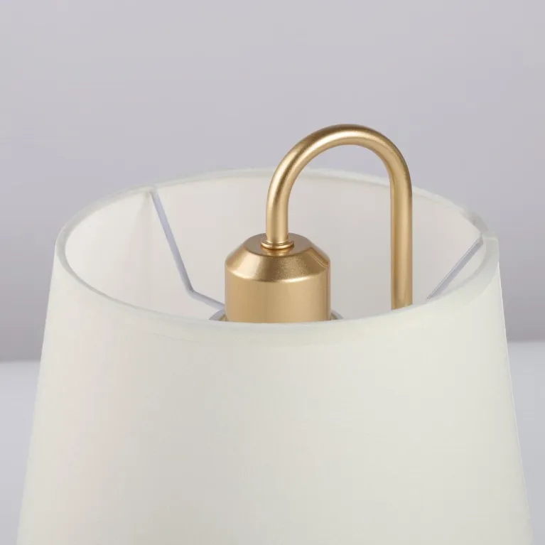 Настольная лампа MW-Light Вега 329032801 в Нижнем Новгороде