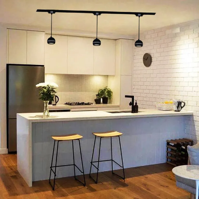 Трековый однофазный светильник Reluce 53015-0.9-001CT GX53 BK в Нижнем Новгороде