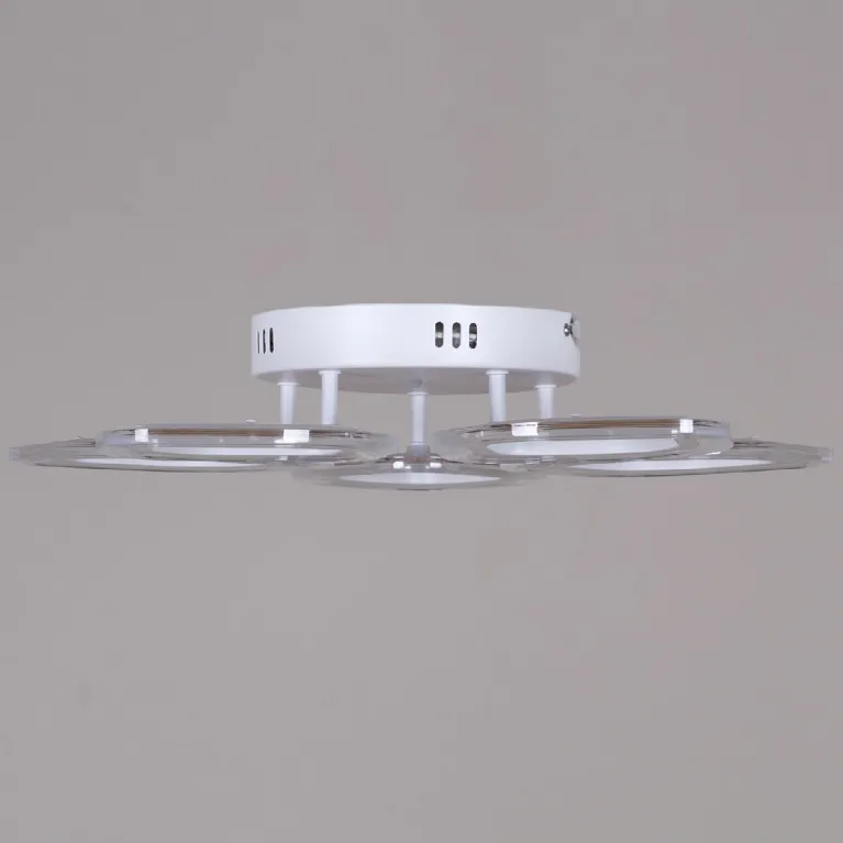 Потолочная люстра Reluce 09827-3.3-05 WH в Нижнем Новгороде