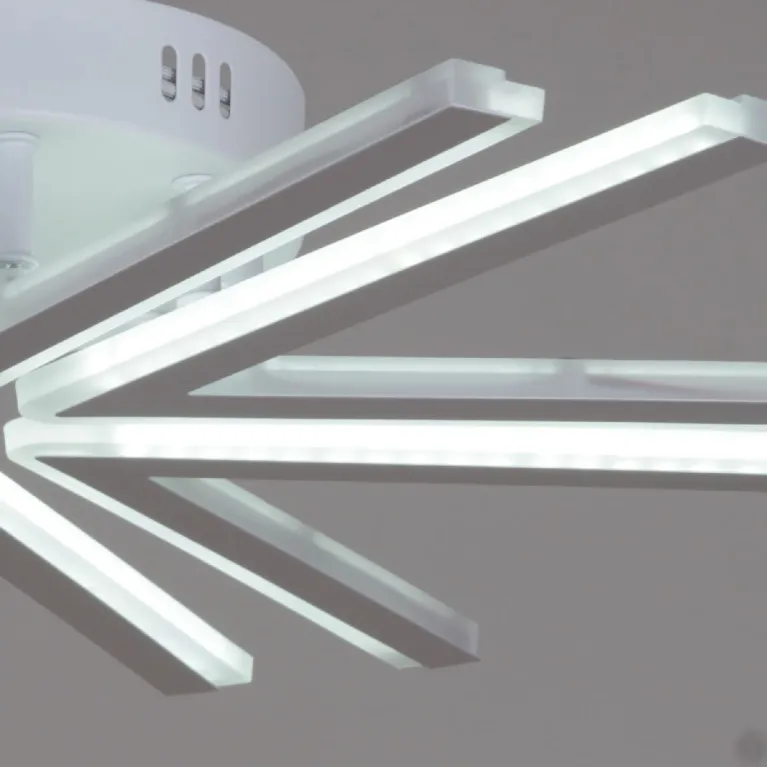 Потолочная люстра Reluce 09824-3.3-06 WH в Нижнем Новгороде